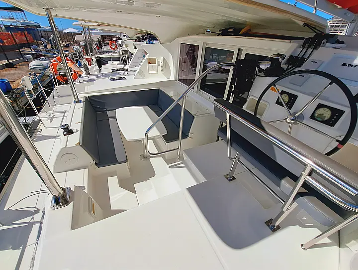 LAGOON 421 - 
