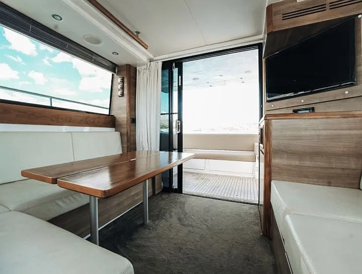 Sealine F450 - 
