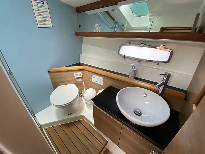 Sealine F450 - 