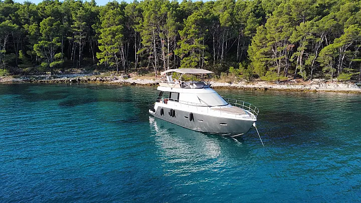 Sealine F450 - 