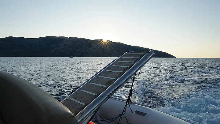 Sealine F450 - 