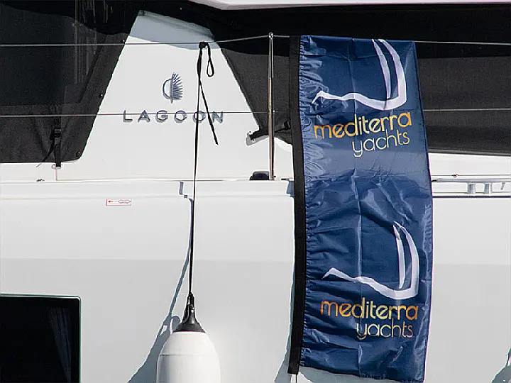 Lagoon 42 - 
