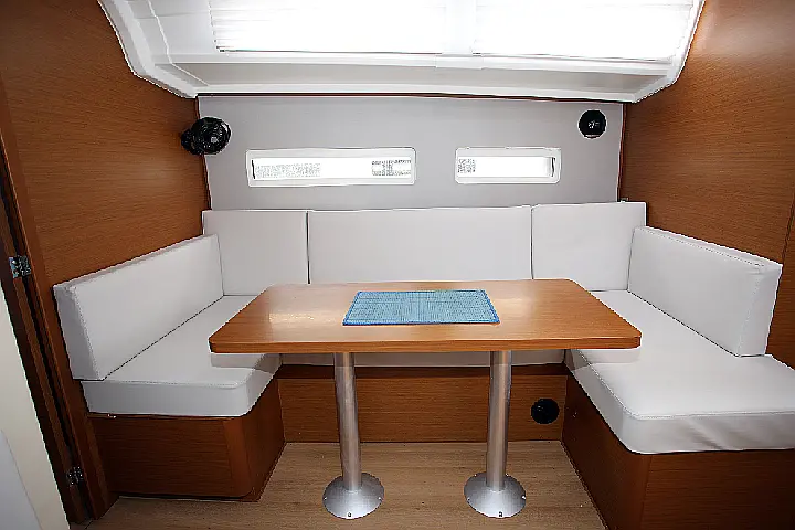 Sun Odyssey 410 - 