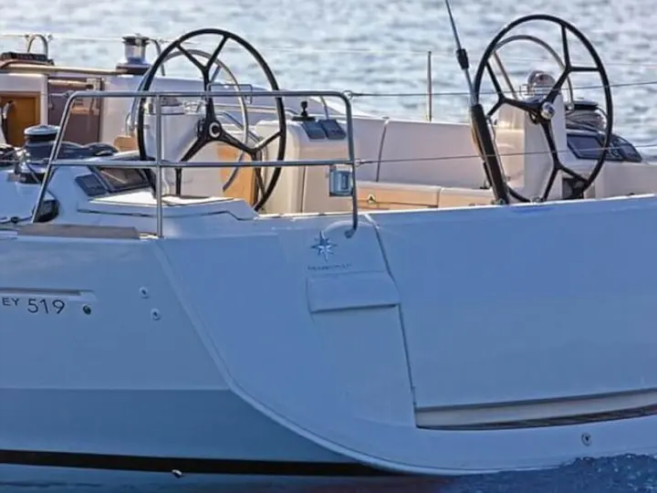 Sun Odyssey 519 - 