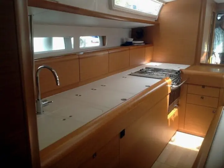 Sun Odyssey 519 - 