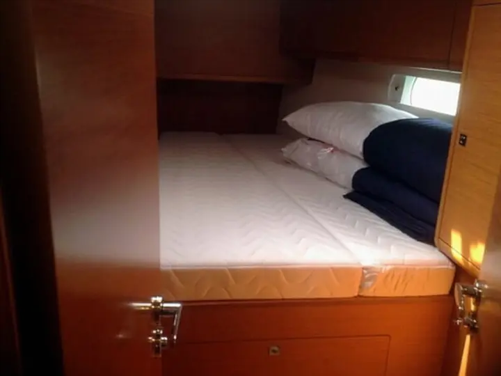 Sun Odyssey 519 - 