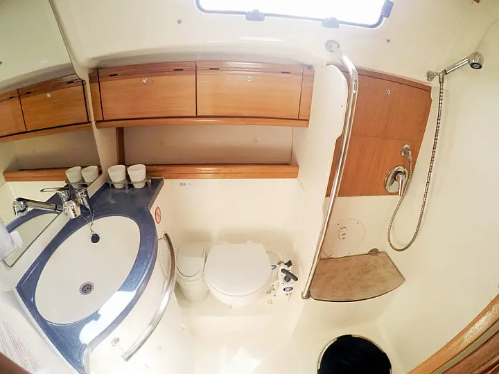 Bavaria 42 Cruiser - 