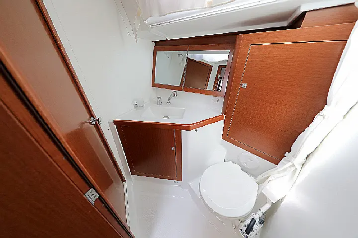 Oceanis 45-4 CABINS - 