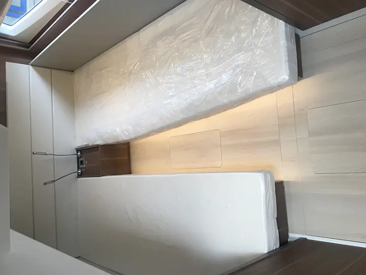 Sealine C390 - 