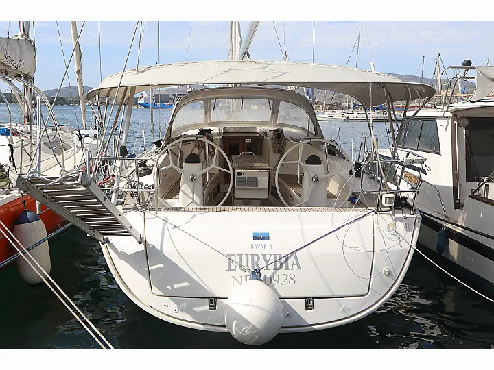 Bavaria Cruiser 40 - External image