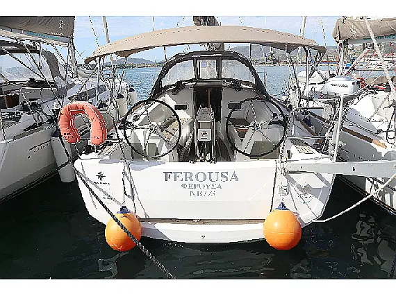 Sun Odyssey 349