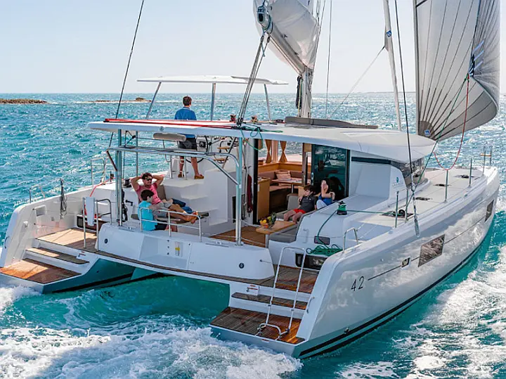 Lagoon 42 - 