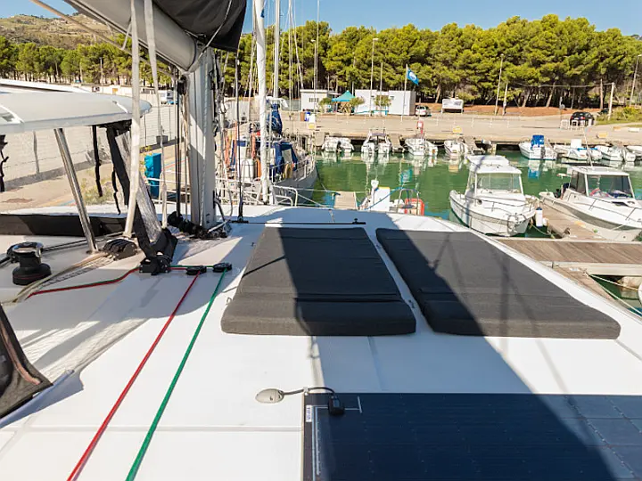 Lagoon 42 - 