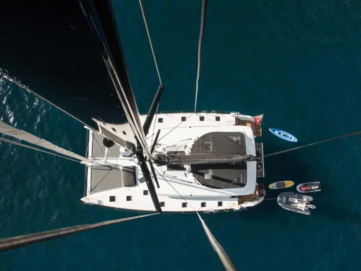 Lagoon 620 Essence - 