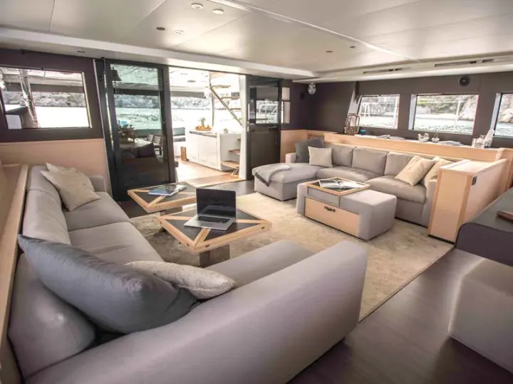 Lagoon 620 Essence - 