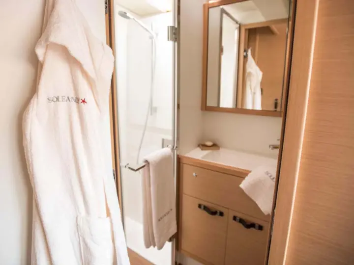 Lagoon 620 Essence - 