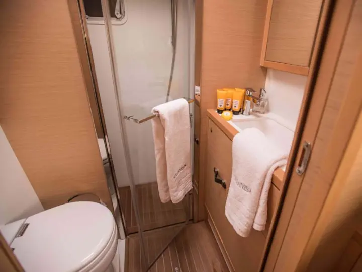 Lagoon 620 Essence - 