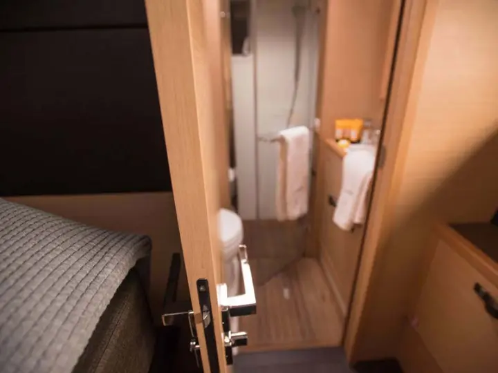 Lagoon 620 Essence - 