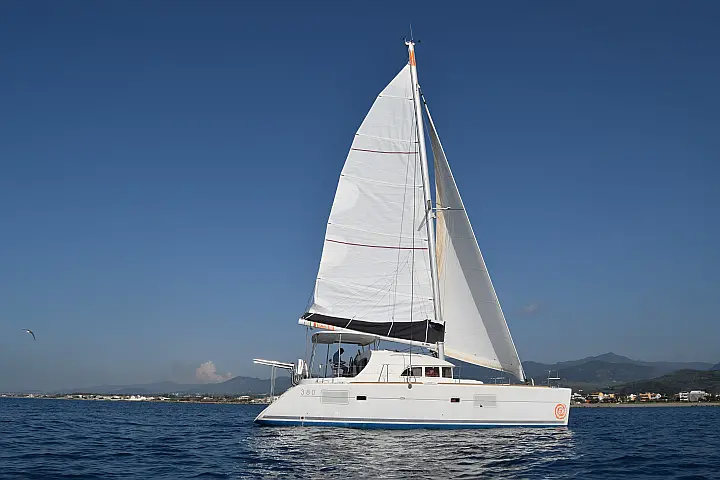 Lagoon 380(12) - 