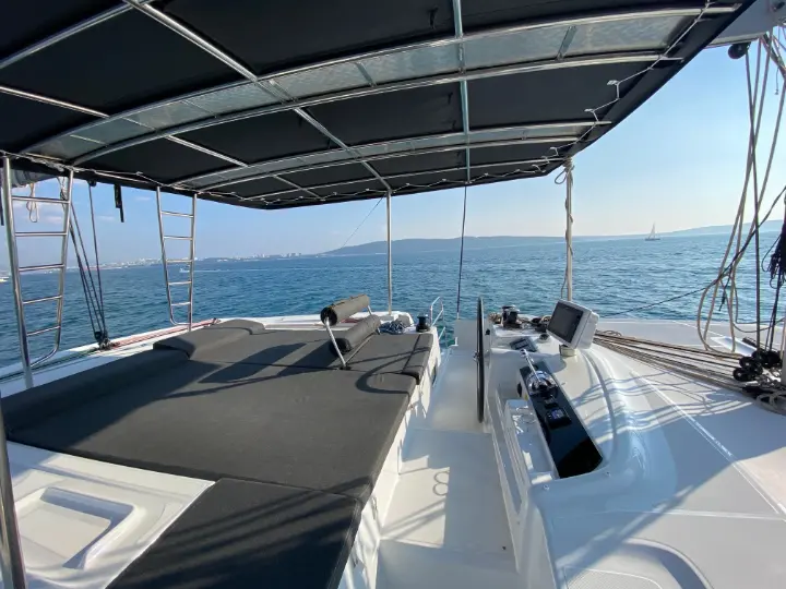 Lagoon 46 owner version - 