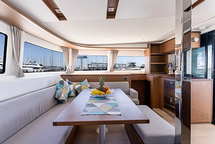 Lagoon 46 - 