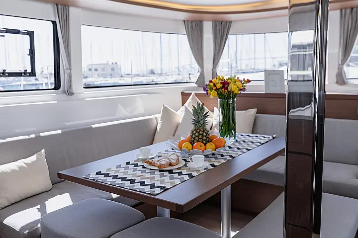 Lagoon 46 - 