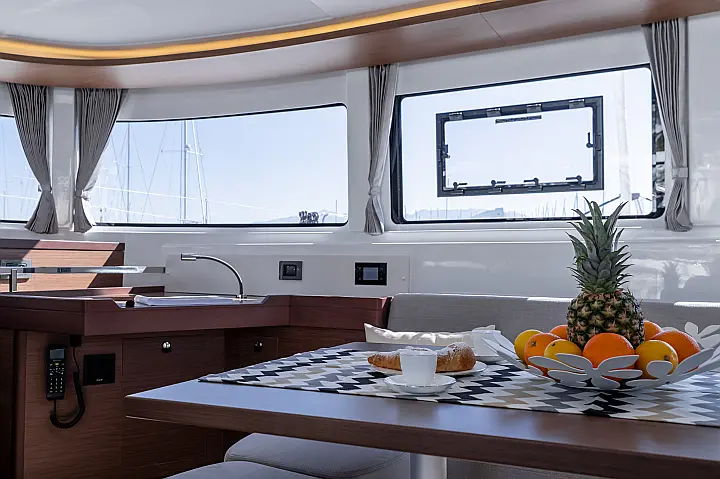 Lagoon 46 - 