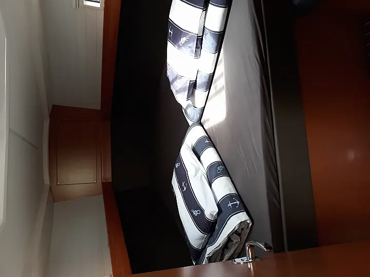 Bavaria Cruiser 37 - 