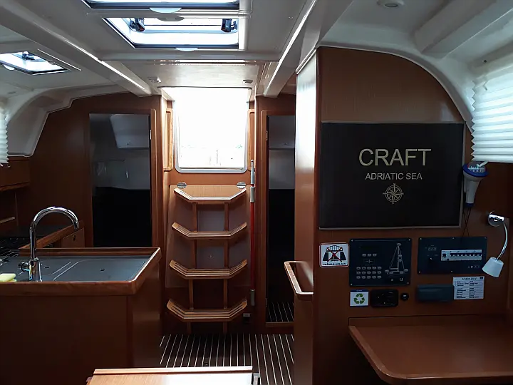 Bavaria Cruiser 37 - 