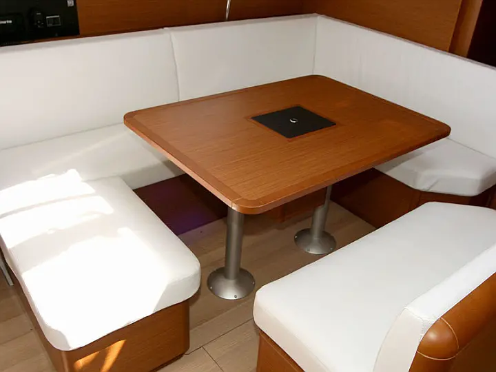 Sun Odyssey 479 - 