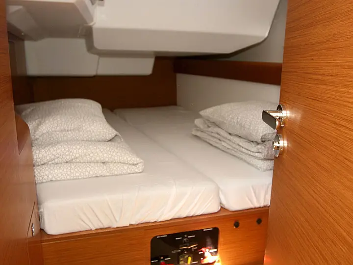 Sun Odyssey 479 - 