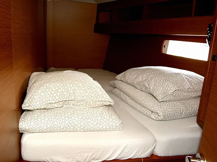 Sun Odyssey 479 - 