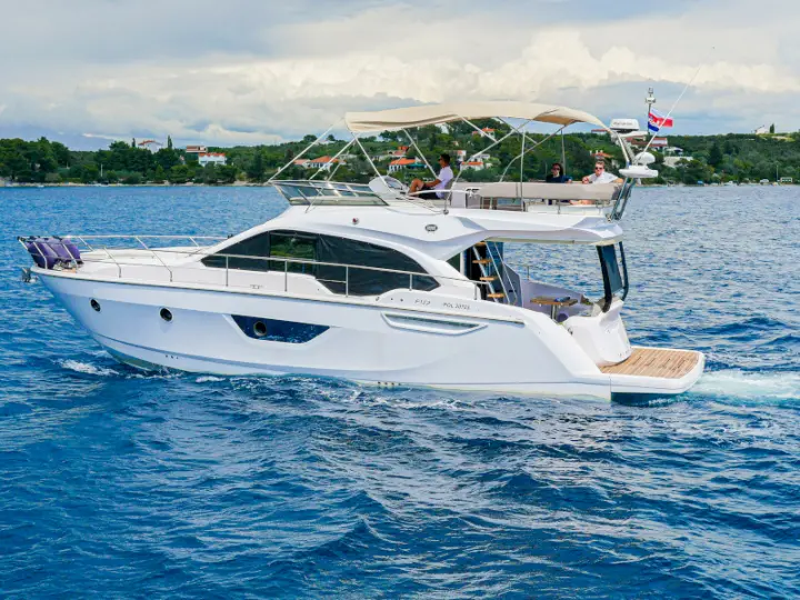 Sessa Fly 47 - 