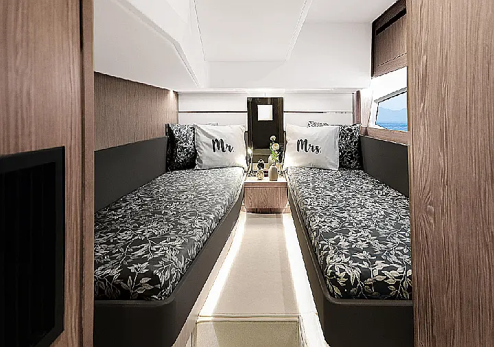 Sealine F430 - 