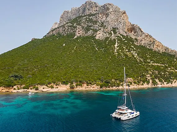 Lagoon 55