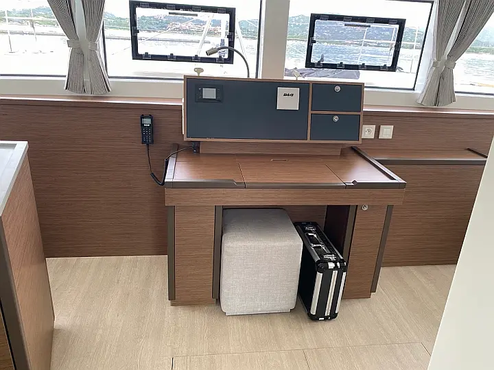 Lagoon 52F (5 cab) - 