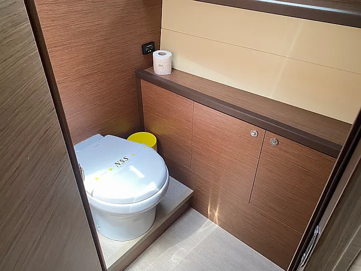 Lagoon 52F (5 cab) - 