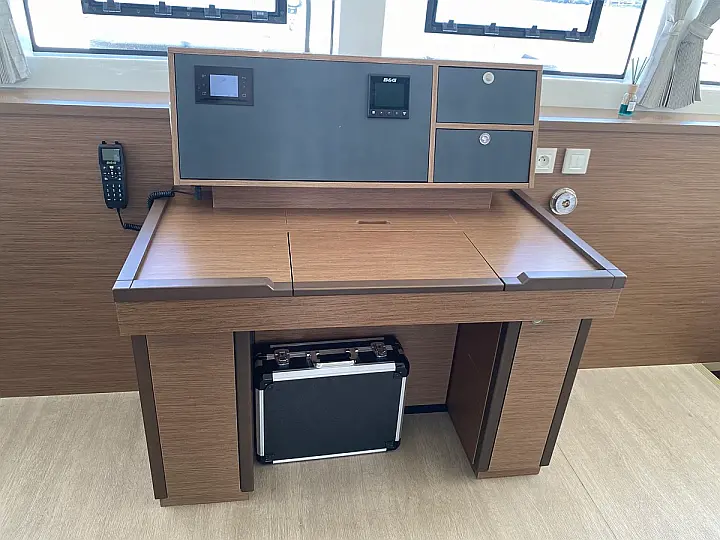 Lagoon 52F (5 cab) - 