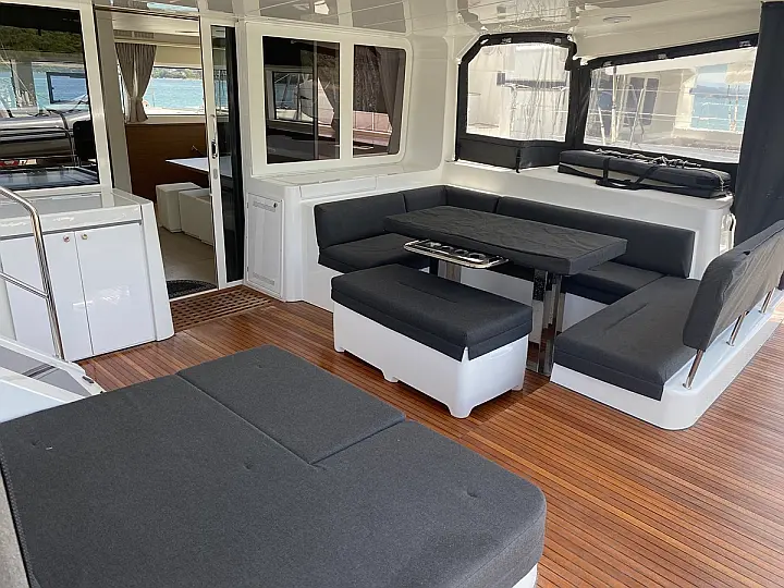 Lagoon 52F (5 cab) - 