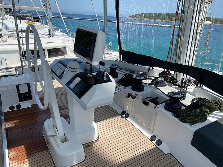 Lagoon 52F (5 cab) - 