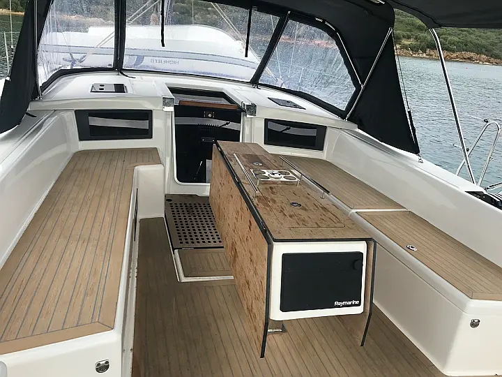 Dufour 530 - 