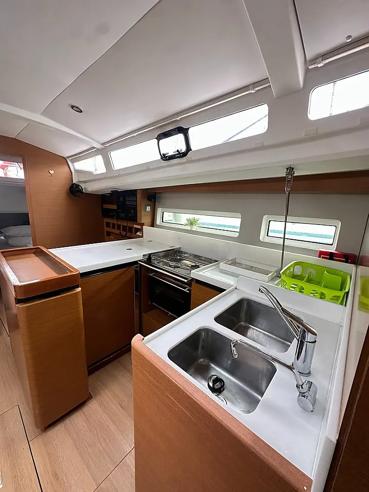 Sun Odyssey 440 - 