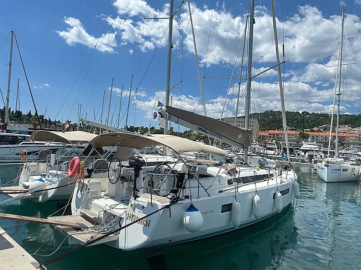 Sun Odyssey 440 - 