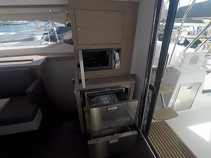 Fountaine Pajot Astréa 42 - Fountaine Pajot Aastrea 42