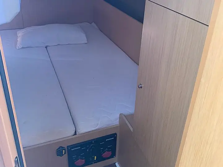 Oceanis 35.1 (6+2) - 