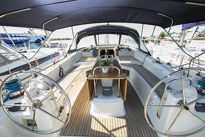 Jeanneau 53 - 