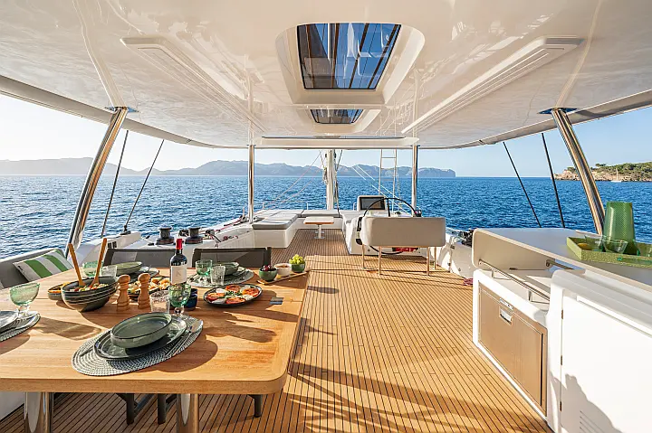 Lagoon 60 - 
