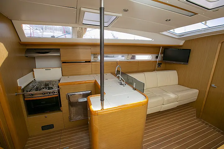 Jeanneau 53 - 