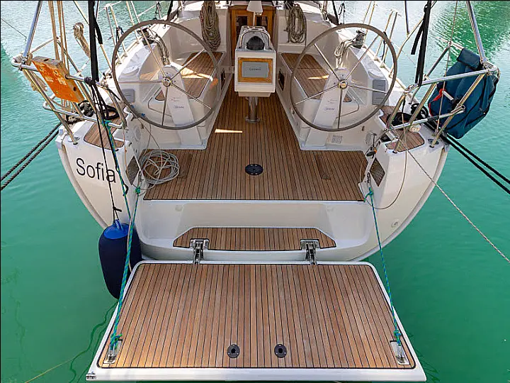 Bavaria Cruiser 37 - 
