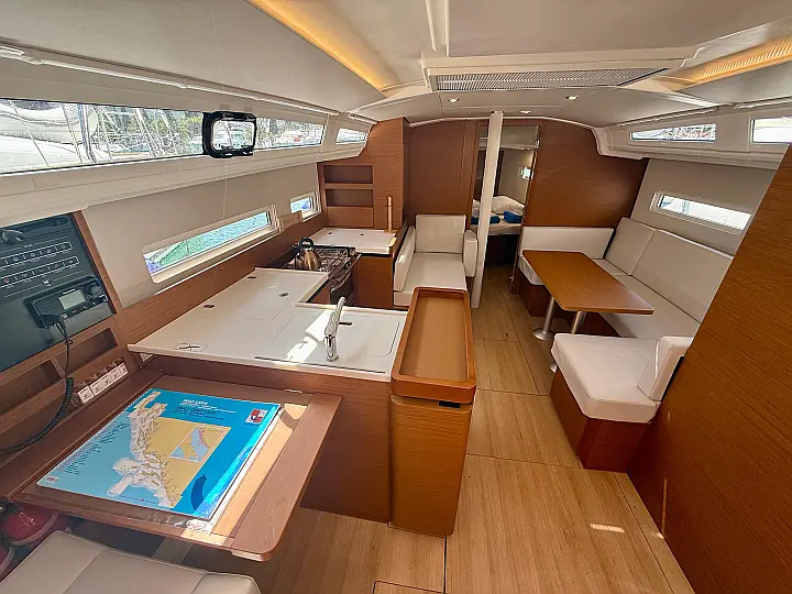 Sun Odyssey 410 - 